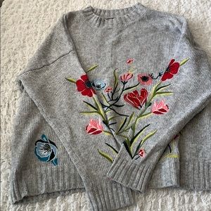 ROMEO + JULIET COUTURE embroidered sweater